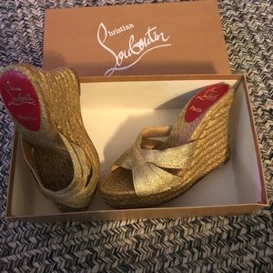 Christian Louboutin sz 37 wedges